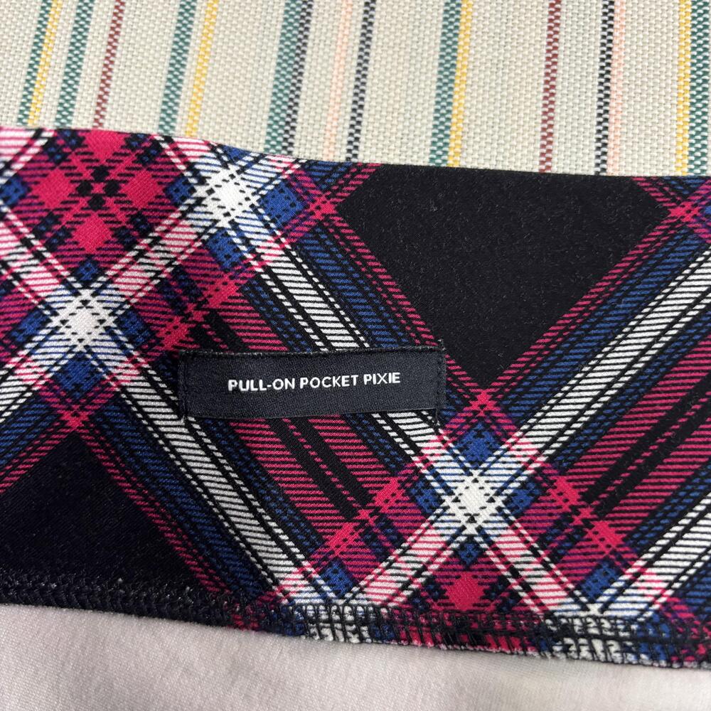 NEW Torrid Pants Womens 1 Regular Black Plaid Pull-On Pocket Pixie Ponte Skinny - Picture 4 of 13
